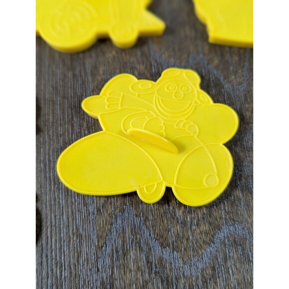 VTG Wilton Sesame Street Going Places Cookie Cutters Ernie Bert Big Bird Grover - Picture 3 of 11